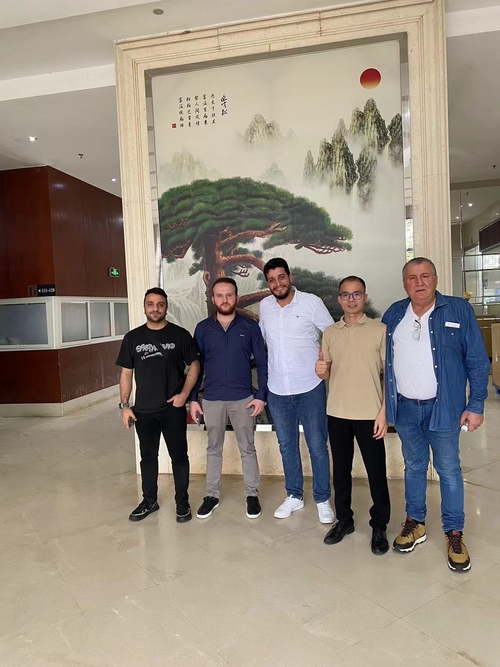 son şirket davası hakkında Yeni bir müşteri şirketimizi ziyaret etti.