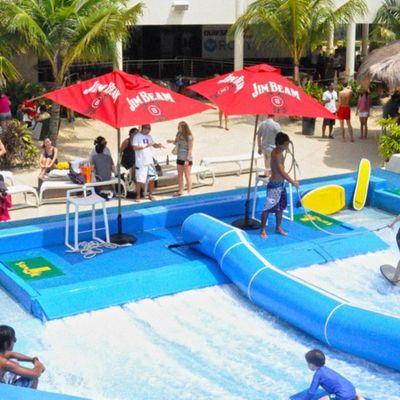 OEM Flowrider Sörf Simülatörü, 65kw Su Pompası ve Su Parkları İçin Yumuşak Güçlü PVC ile 15.3m*9.3m