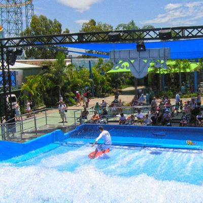 OEM Flowrider Sörf Simülatörü, 65kw Su Pompası ve Su Parkları İçin Yumuşak Güçlü PVC ile 15.3m*9.3m