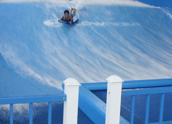 OEM Flowrider Sörf Simülatörü, 65kw Su Pompası ve Su Parkları İçin Yumuşak Güçlü PVC ile 15.3m*9.3m