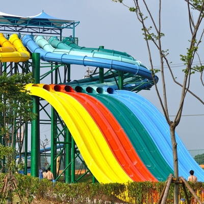 Aqua Park için Cazip Kelebek Yarış Fiberglas Su Slaytlar Galvaniz Karbon Çelik Çerçeve