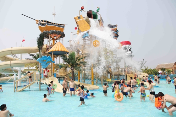 Giant Hotel Aqua Playground Children / Adults Friendly Water Slides