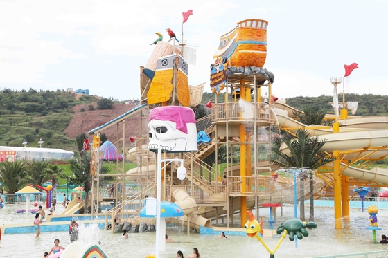 Safe Pirate Ship Medium Water Play Equipment Funny Slide Resort