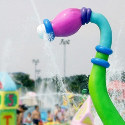 Customized Size Spray Water Park Equipment Fiberglass Shower 2000*H2500 For Family Game