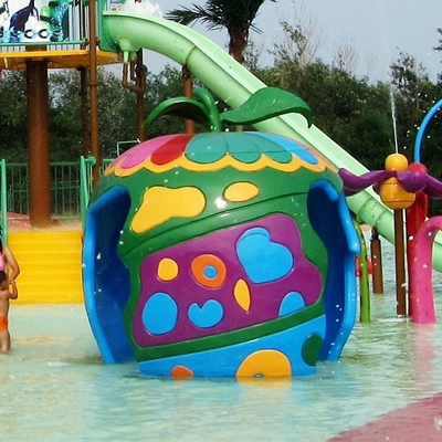 Large Fiberglass and PVC Spray Park Equipment For 3 ~ 5 persons
