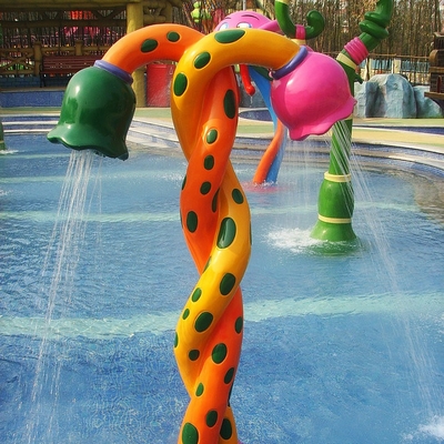 Water Spray Park Equipment with water pumping machine in fun waterparks