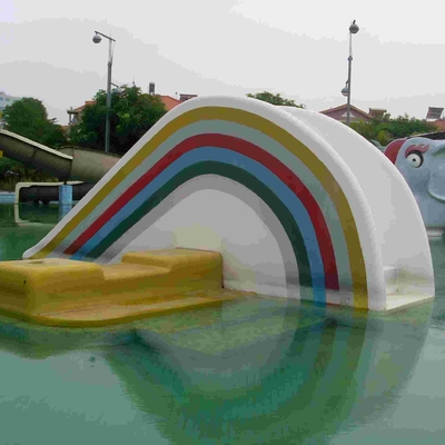Küçük Rainbow Köprüsü Kaydırağı, Çocuk Su Parkı Çocuk İçin Küçük Su Parkı Belgesi