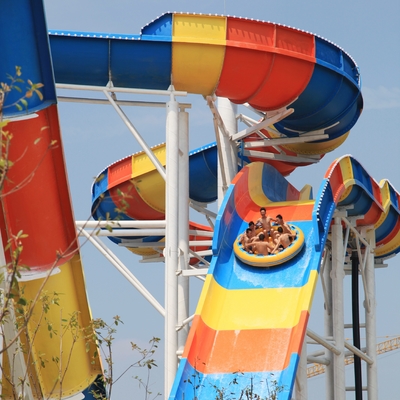 Su kaydırağı boomerang kaydırağı için tasarlanmış dayanıklı fiberglas su kaydıraklarıyla su parkınızı yükseltin