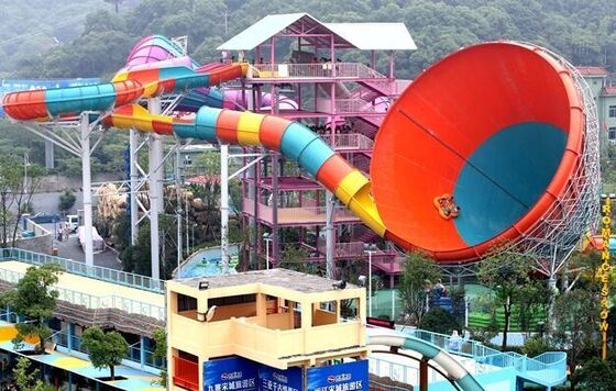Su parkı için devasa Tornado Funnel Su Kaydırma Slide.