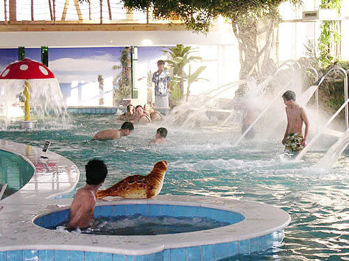 Korrozyona dayanıklı SPA Hidroterapi Ekipmanı, Sıcak Dip Galvanize Çelik Yapısı ve Akıllı Kontrol Sistemi